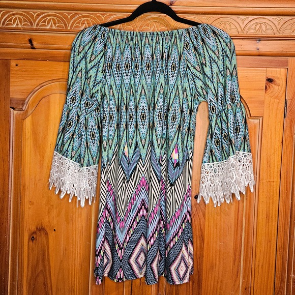 WinWin Half Sleeve‎ Lace Trim Tunic Size S-M - Picture 2 of 7
